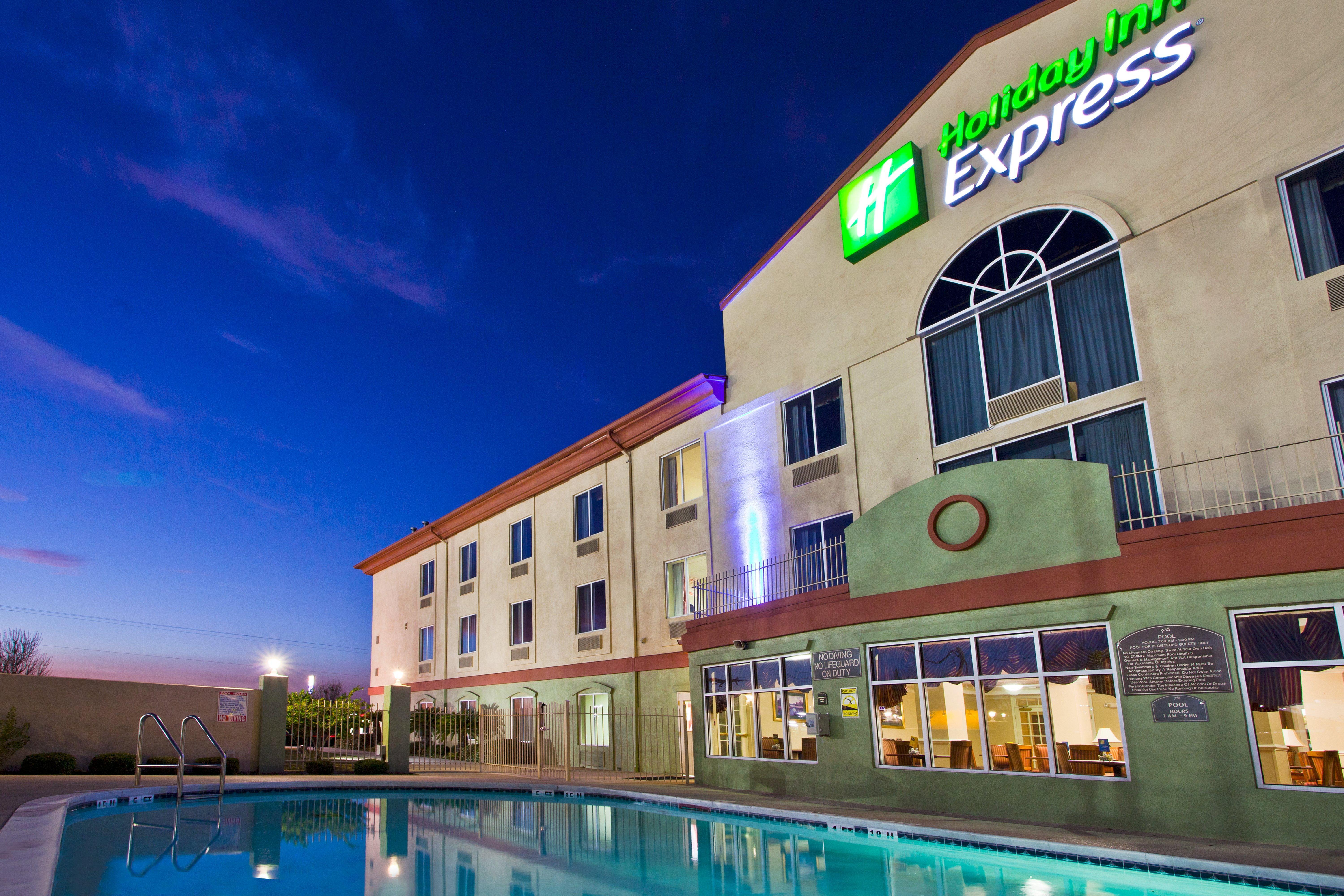 Holiday Inn Express Hotel & Suites Live Oak By Ihg Экстерьер фото
