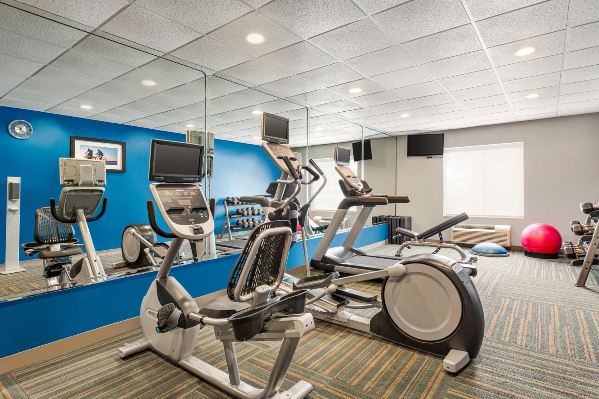 Holiday Inn Express Hotel & Suites Live Oak By Ihg Экстерьер фото