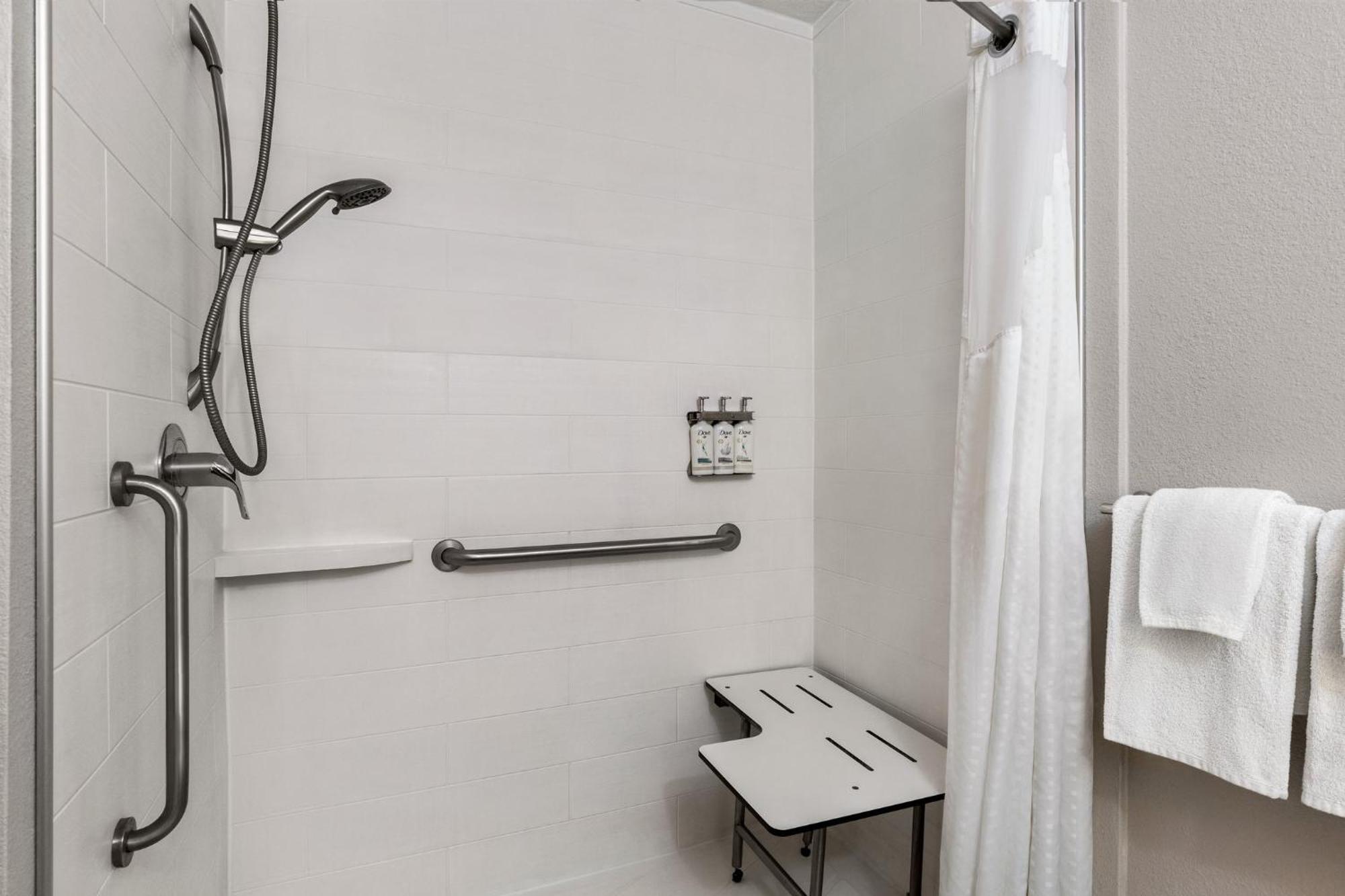 Holiday Inn Express Hotel & Suites Live Oak By Ihg Экстерьер фото